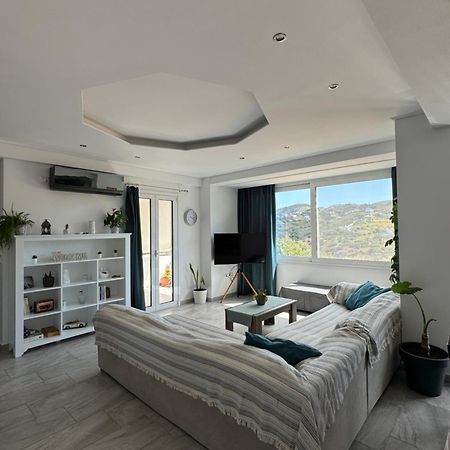 Апартаменты Family House Keratea Экстерьер фото